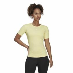 Camiseta de Manga Corta Mujer Adidas Techfit Training Amarillo