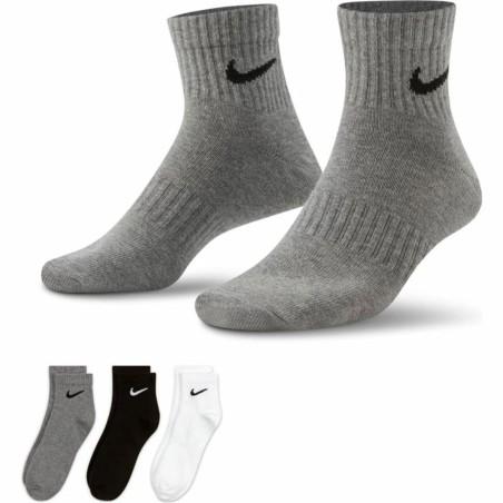 Calcetines Deportivos Nike Everyday Lightweight Gris 3 pares