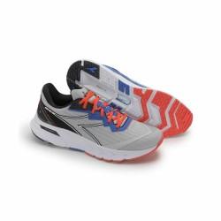 Zapatillas de Running para Adultos Diadora Mythos Blushield Volo 2 Hombre Gris claro